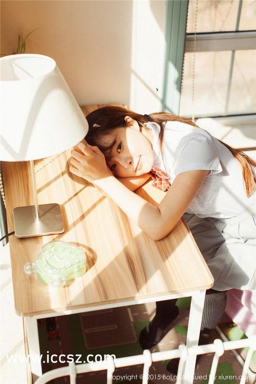 情侣国产在线,国产情侣在线互动，浪漫故事尽在此处